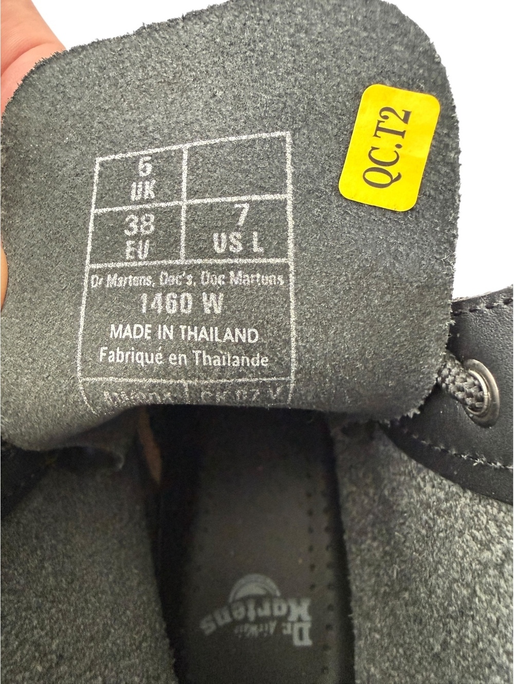 Doc Martens 1460 boots - NEVER WORN - Sz 7 - Picture 11 of 15